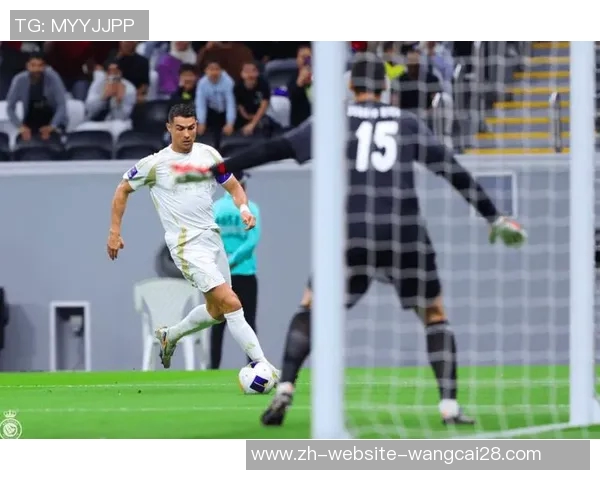 利雅得胜利晋级亚冠八强，C罗点球破门，30岁后进球更胜30岁前