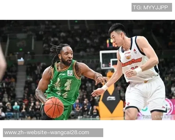 辽宁队与广厦队的激烈对决展现篮球魅力与团队精神的巅峰对抗