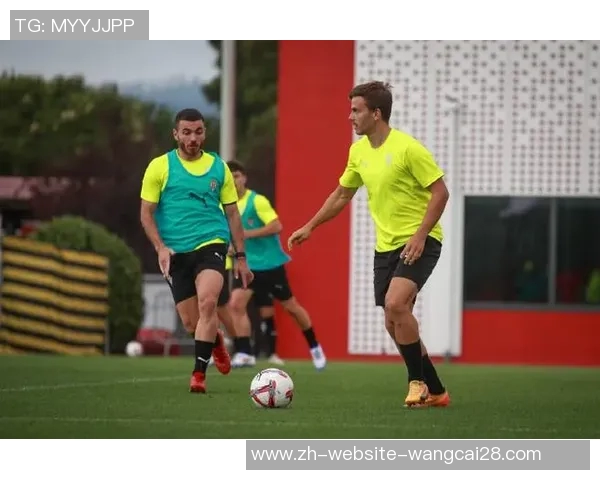 希洪与埃瓦尔激战正酣谁能在这场较量中笑到最后